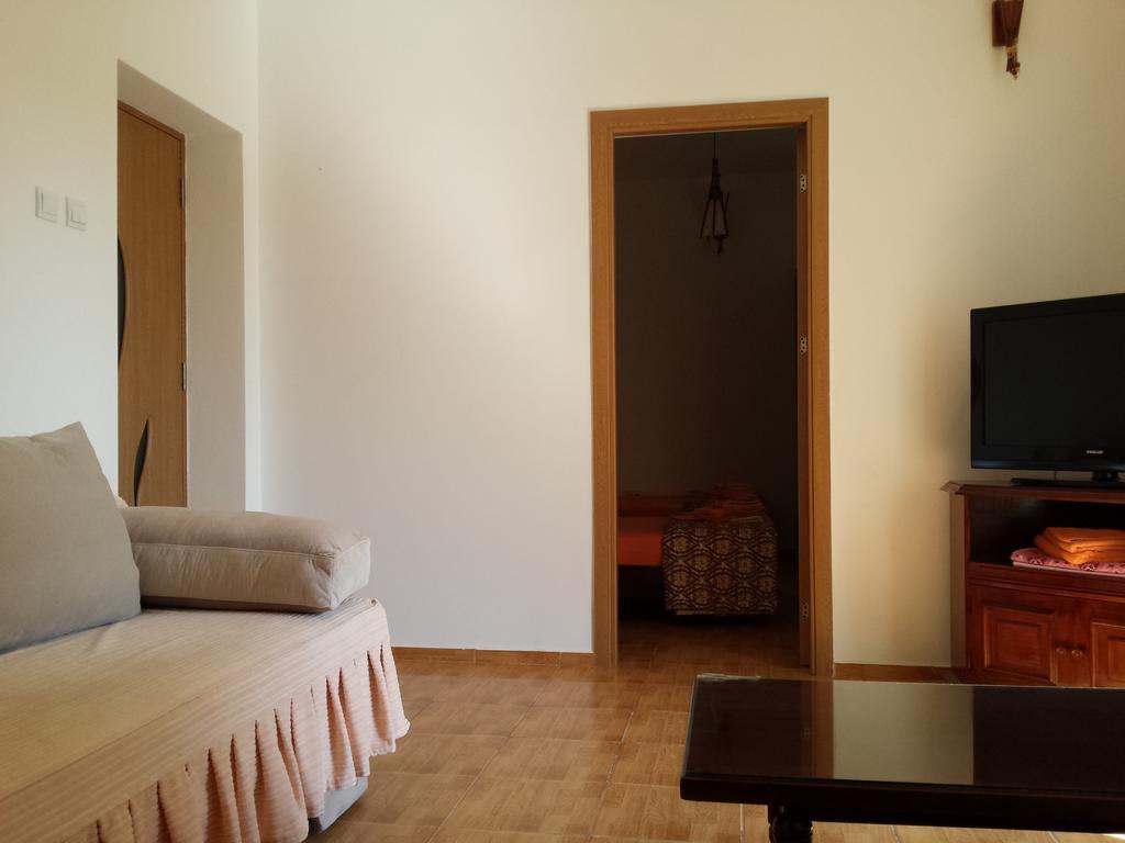 אפורי נורד Apartamente Mitu מראה חיצוני תמונה